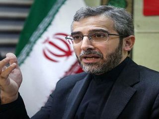 آقای باقری! آن زنی که روزگارت را سیاه کرده بود، چرا بعد از آنکه ترامپ طلاقش داد سراغش رفتی؟!