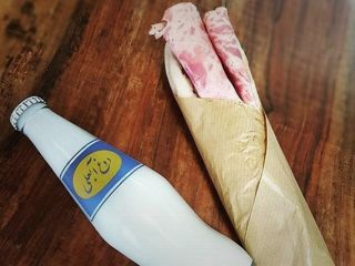 اغذیه‌فروشی‌ها؛ حس بازگشت به قدیم، انگار داری در فیلم‌های مسعود کیمیایی غذا می‌خوری