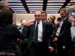 سلبریتی تلویزیونی رقابت‌های ریاست جمهوری فرانسه را به لرزه در آورد