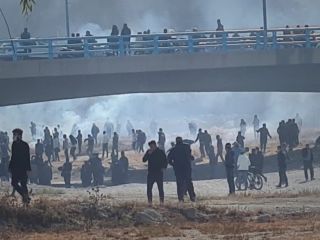 پلیس اصفهان تمام راه‌های منتهی به پل خواجو را بست + ویدیو