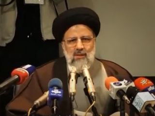 رئیسی قبل از انتخابات : «خدا رحم کرد رئیس‌جمهور نشدم که دلار به ۵ هزار تومان برسد»