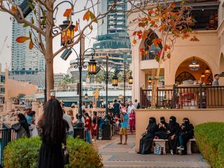 یکشنبه روز تعطیل هفتگی در امارات؛ کارمندان هفته ای ۴.۵ روز بیشتر کار نمی‌کنند