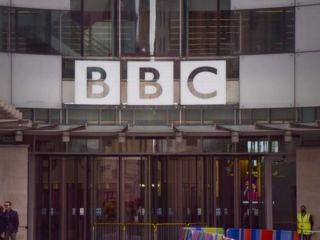 بی‌بی‌سی از ایران خواست به آزار و اذیت کارکنان این رسانه پایان دهد
