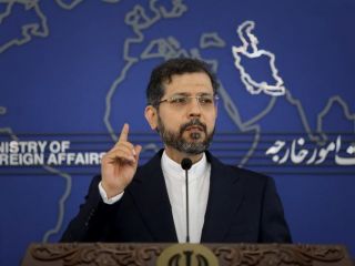 هشدار ایران درباره عادی‌سازی مناسبات با اسرائیل بعد از سفر بنت به امارات