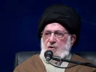 آیت الله محمد خامنه‌ای: امثال محمدعلی فروغی، دانشگاه را با این هدف به ایران آوردند، تا حوزه را متوقف کنند