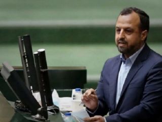 وزیر اقتصاد ایران: به غیر از دارو و نان برای سایر کالاها ارز ۴۲۰۰ تومانی نخواهیم داشت