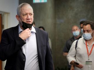 وزیر دفاع اسرائیل: وضعیت وخیم اقتصادی فرصتی برای شکست حکومت ایران است