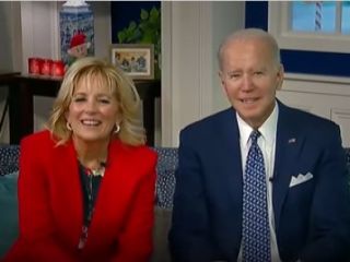 «بزن بریم براندون»؛ توهین به رئیس جمهور آمریکا در شب کریسمس