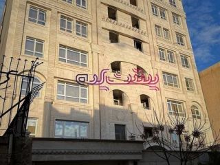 تصویری از خانه ۸ طبقه نماینده ای که گفته بود« مردم تحریم ها را تحمل و به سبک گاندی زندگی کنند»