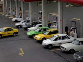 جزییات طرح بنزین برای همه؛ وزیر نفت: به هر نفر ماهی ۱۵ لیتر بنزین می‌دهیم