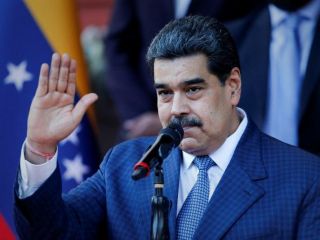 مادورو: به دعوت ابراهیم رئیسی به‌زودی به تهران سفر می‌کنم