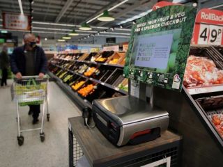 هشدار فروشگاه‌های بریتانیا نسبت به کمبود مواد غذایی