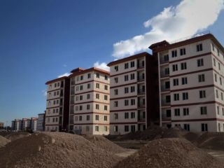 شرط واگذاری واحدهای «نهضت ملی مسکن» به مجردها، «متأهل بودن در زمان تحویل» اعلام شد