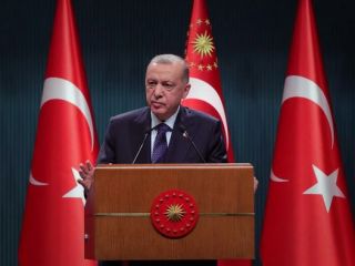 اردوغان از مردم ترکیه خواست پس‌اندازهای خود را به لیر نگه دارند