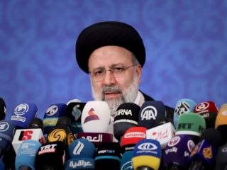 رئیسی ترامپ و پمپئو را به «قصاص» تهدید کرد