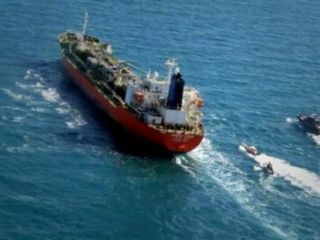 گزارش واشنگتن‌پست از «قاچاق» و فروش سوخت ایران؛ پای سپاه پاسداران در میان است