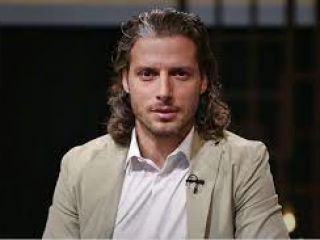 پیامک تذکر بدحجابی برای مهاجم کوزوویی پیشین پرسپولیس