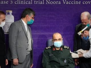 با وجود تاکید مقامات ایران بر «واکسن‌های داخلی» نمایندگان مجلس «آسترازنکا» دریافت کرده‌اند