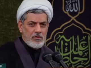 آخوند بیت به خامنه‌ای: کسی برایتان تره هم خرد نمی‌کند