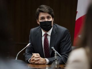 دیدار نخست وزیر کانادا با خانواده‌های قربانیان هواپیمای اوکراینی