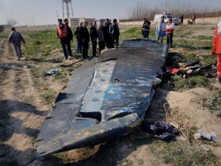 خانواده قربانیان: سپاه هواپیمای اوکراینی را به عنوان سپر انسانی زد که بیندازد گردن آمریکا