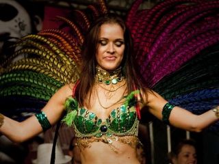 حضور ۳ رقضنده سامبا در جیزان عربستان جنجال به پا کرد