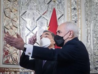 سفر امیر عبدالهیان به پکن در ارتباط با قرارداد ۲۵ ساله «محرمانه» ایران و چین