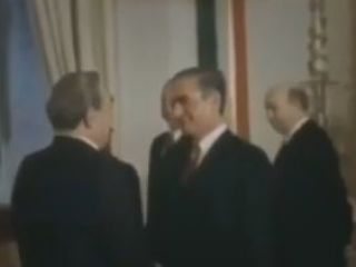 ویدیویی قدیمی از استقبال سران شوروی از محمدرضا پهلوی در مسکو