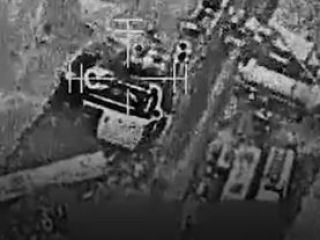 انتشار ویدیویی از حمله جنگنده های امارات به سکوی موشکی حوثی ها