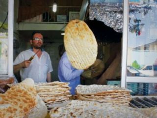 نماینده مجلس: در ایرانشهر مردم بایستی پارتی داشته باشند تا بتوانند نان بخرند