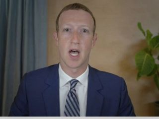 هشدار  و تذکر مارک زاکربرگ: از چت‌های فیسبوک عکس نگیرید