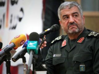 انتشار فایل صوتی جلسه محرمانه سرلشکر جعفری در مورد فساد و دزدی های رده های بالای سپاه