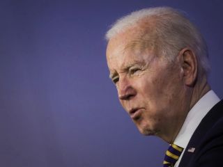 بایدن : شهروندان آمریکایی باید همین الان از اوکراین خارج بشوند