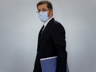 وزارت خارجه ایران: شمخانی خودش در مورد توییت‌هایش توضیح بدهد