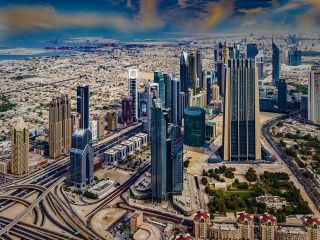 «امارات به کارخانه‌داران ایرانی زمین مجانی در شهرک صنعتی اش می‌دهد»