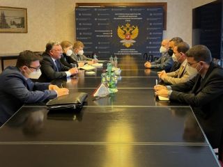 اسرائیل هیئتی دیپلماتیک برای اطلاع از مذاکرات برجام  به وین اعزام کرد