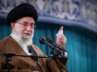 خامنه‌ای: اگر دولت قبل به توصیه‌های من در خصوص برجام توجه می‌کرد، مشکلات پیش نمی‌آمد