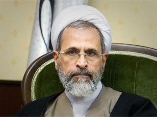 مدیر حوزه‌های علمیه کشور: ما روحانی هستیم، با خاندان پیامبر ارتباط داریم