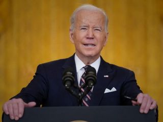 جو بایدن: دست روسیه را از سیستم مالی غرب قطع می‌کنیم