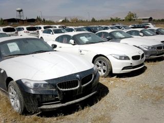 مقام مسئول: خودروهای گران‌قیمت قاچاق را هر کاری کردیم کشورهای همسایه نخریدند، آنها را نابود می‌کنیم