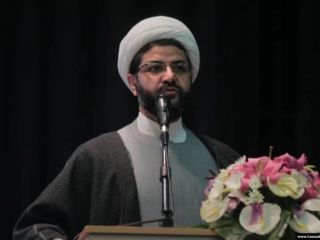 عذرخواهی امام جمعه‌ای که معلمان را «طلبکار» خوانده بود