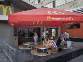 علیرغم تحریم ها، مک دونالد، استارباکس و کوکاکولا هنوز در روسیه باز هستند
