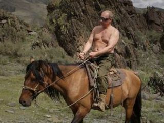 نوه خروشچف درباره پوتین: او قصد برپایی امپراتوری پوتین کبیر را دارد