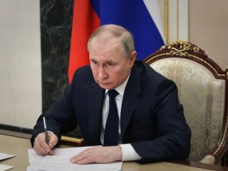 پوتین: آمریکایی‌ها حاضرند به هر قیمت با ایران به صلح برسند و فورا تمام اسناد را امضا کنند