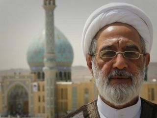 یک آخوند به سمت ریاست  دانشکده پیراپزشکی منصوب شد