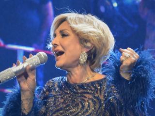 حاشیه‌های کنسرت گوگوش در دوبی؛ مسئولان اماراتی به انتقاد ایران توجه نکردند