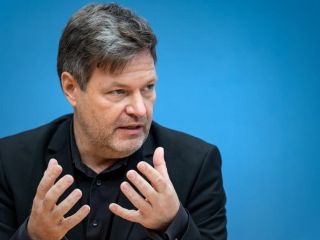 وزیر اقتصاد آلمان: اول باید گاز را تامین و سپس قدرت پوتین را نابود کرد