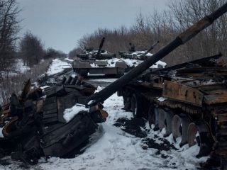 سربازان روس خشمگین, فرمانده شان را با تانک زیر گرفتند