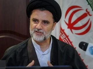 حمله نماینده مجلس به تیم مذاکره کننده هسته ای: خطوط قرمز نظام رعایت نشده