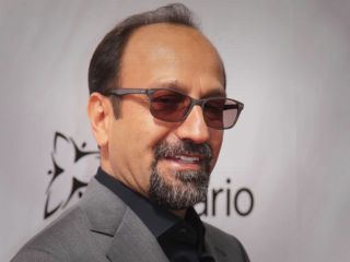 هنرجوی پیشین اصغر فرهادی، وی  را به سرقت هنری متهم کرد